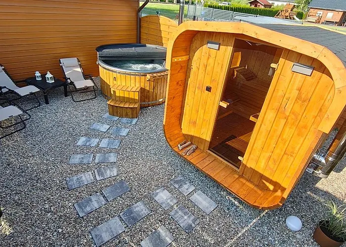 Semesterbostad Milena *